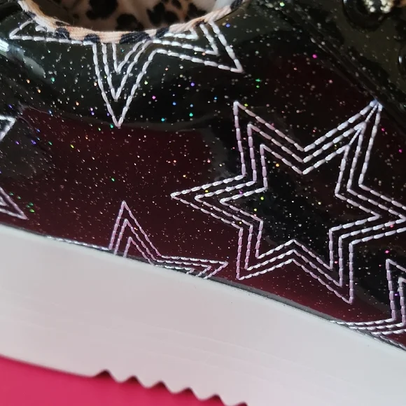 Betsey Johnson GROOVE BLACK Glitter Star Flatform Sneakers - Picture 3 of 16